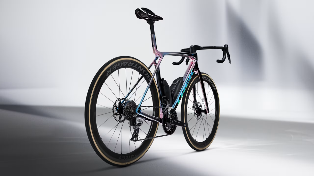 2025 – Madone Gen 8
