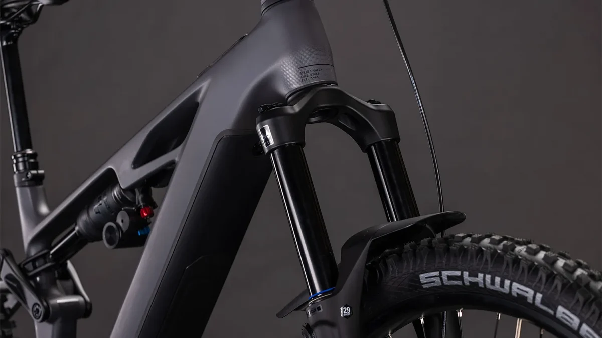 CUBE Stereo Hybrid ONE77 HPC Race 800 2026, Bild 6