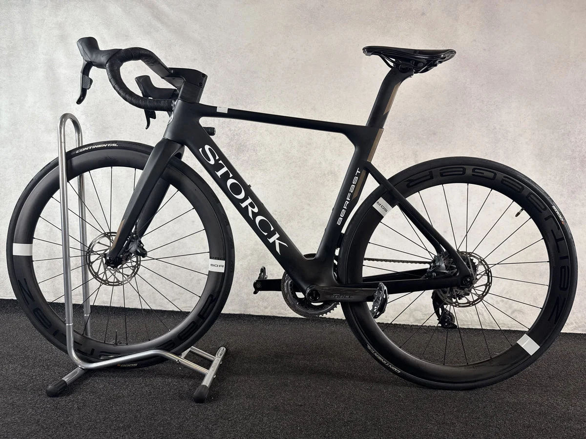 Storck Aerfast.3 Pro Force 2025, Seitenansicht
