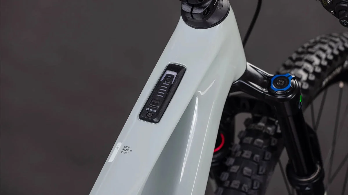 Cube AMS Hybrid ONE44 C:62 Race 400X 2027, Bild 2