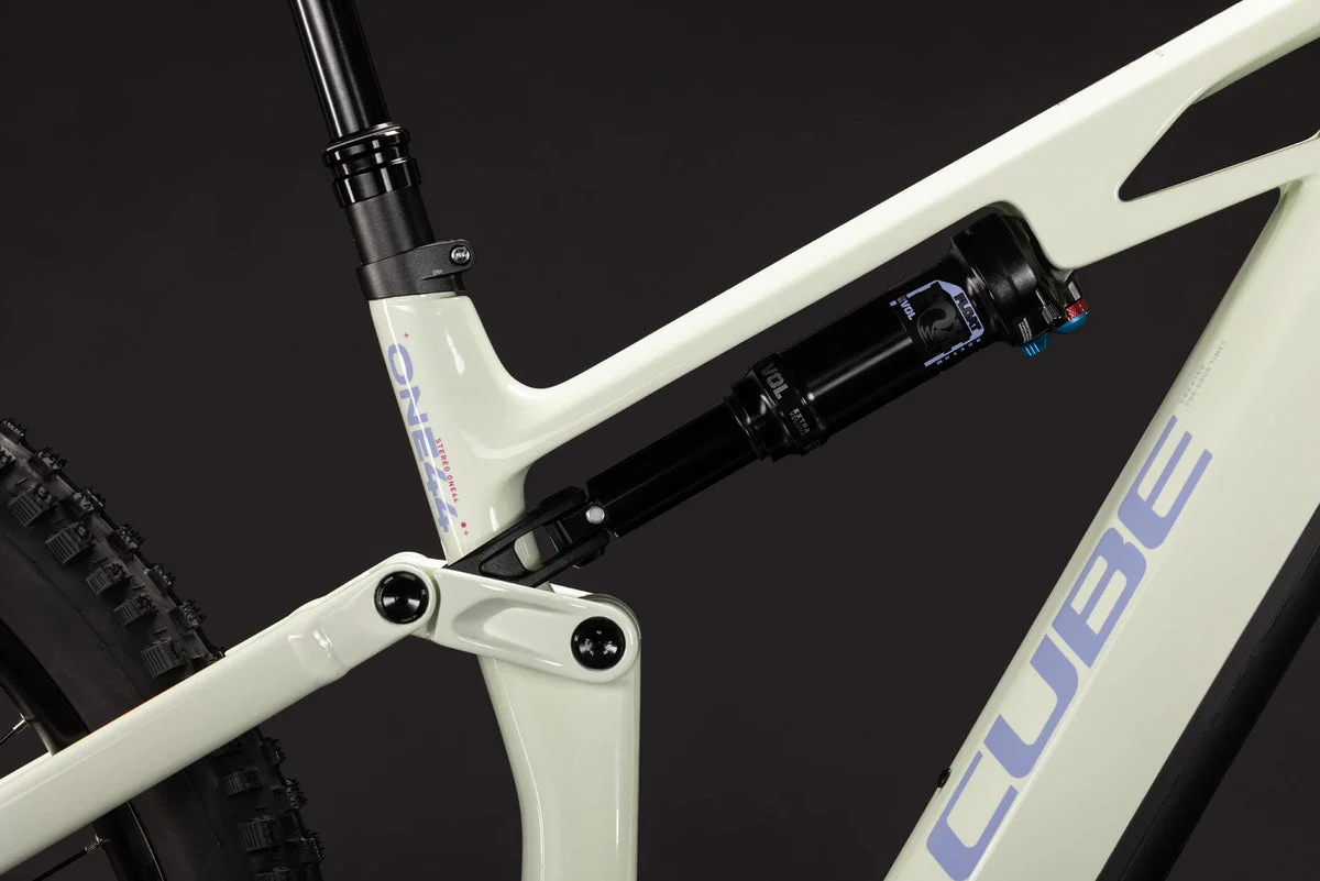 Cube Stereo Hybrid ONE44 HPC Race 800 2027, Bild 6