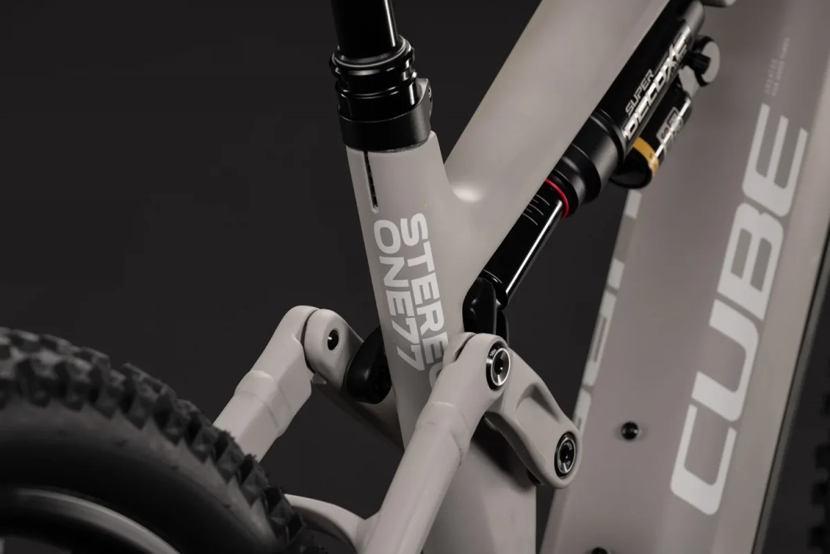 CUBE Stereo Hybrid ONE77 HPC Race 800 2027, Bild 5