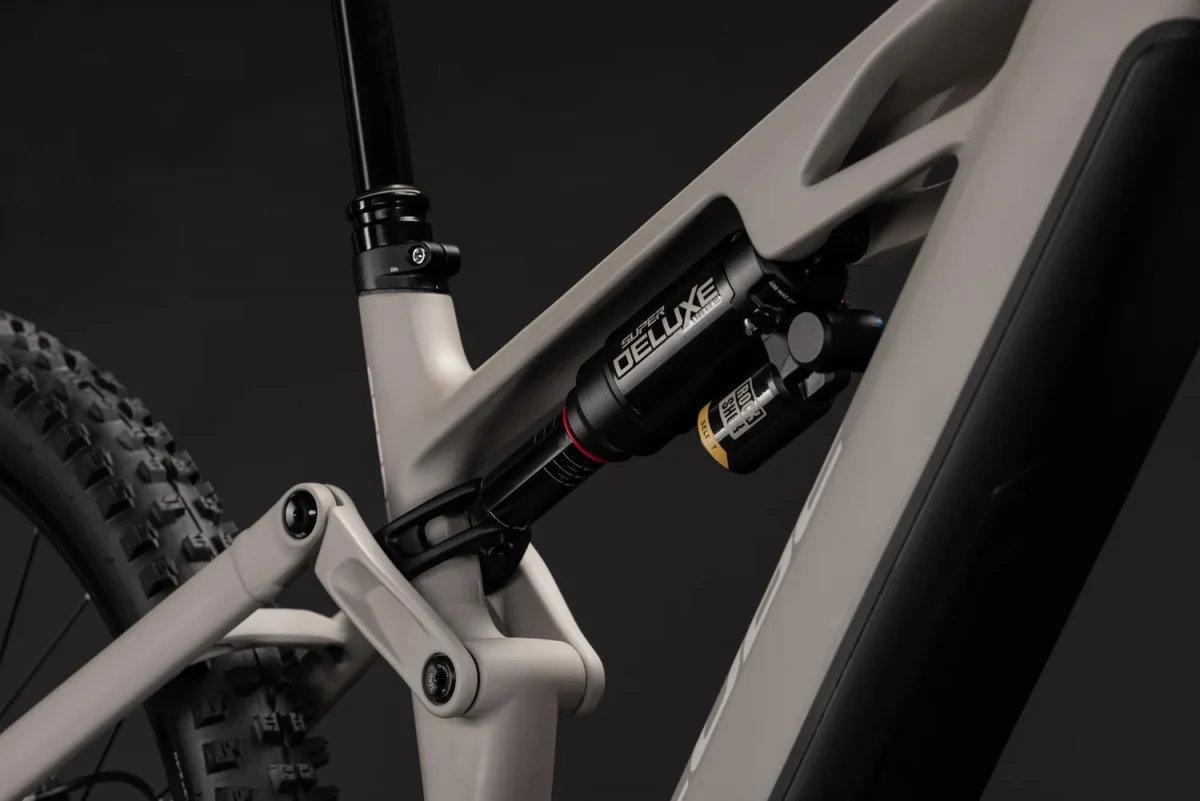 CUBE Stereo Hybrid ONE77 HPC Race 800 2027, Bild 7