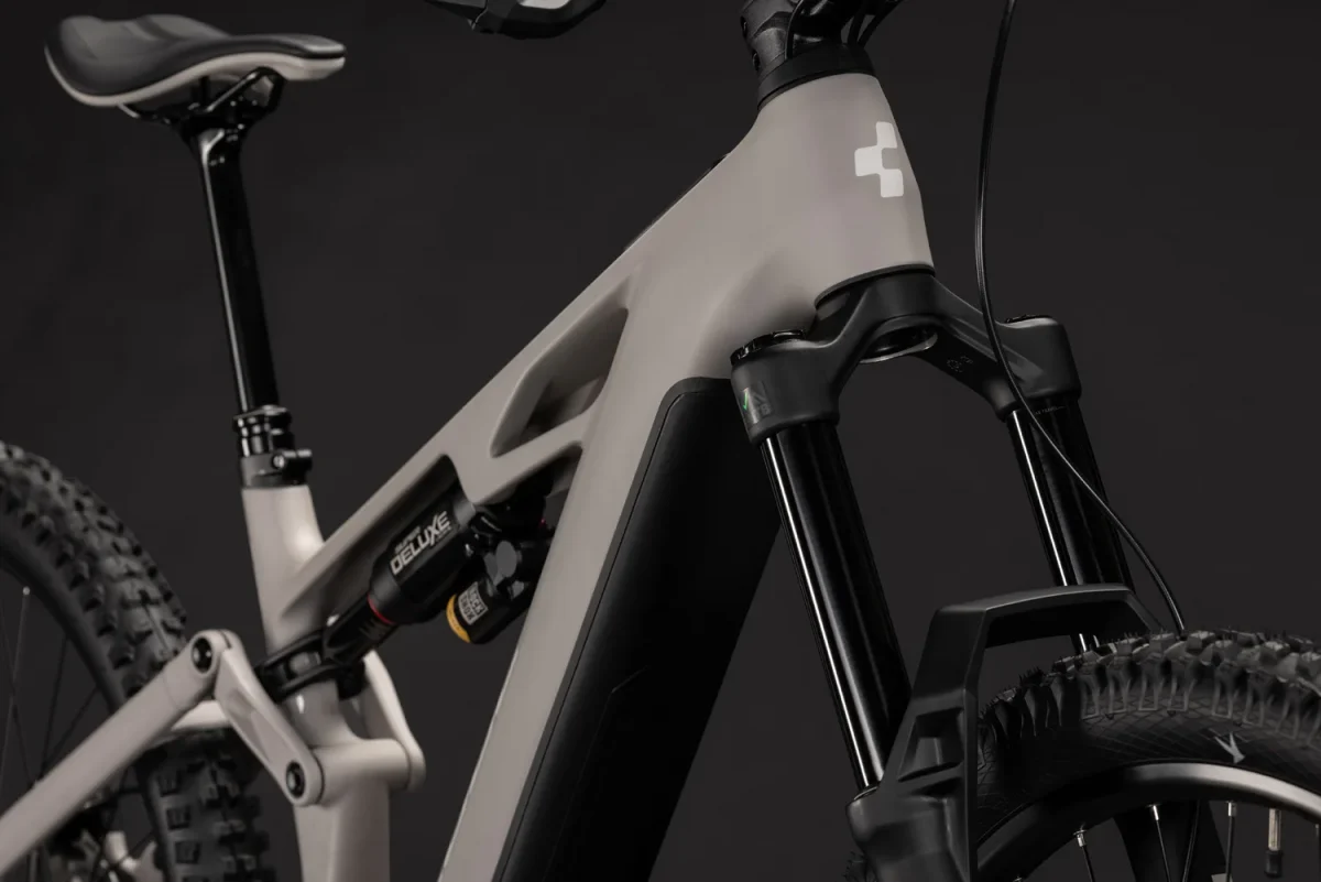 CUBE Stereo Hybrid ONE77 HPC Race 800 2027, Bild 8
