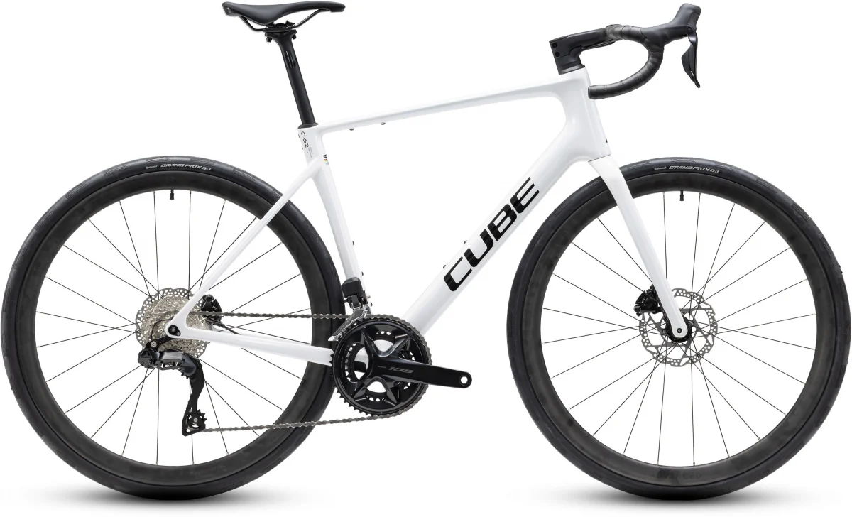 Cube Attain C:62 SLX, Seitenansicht