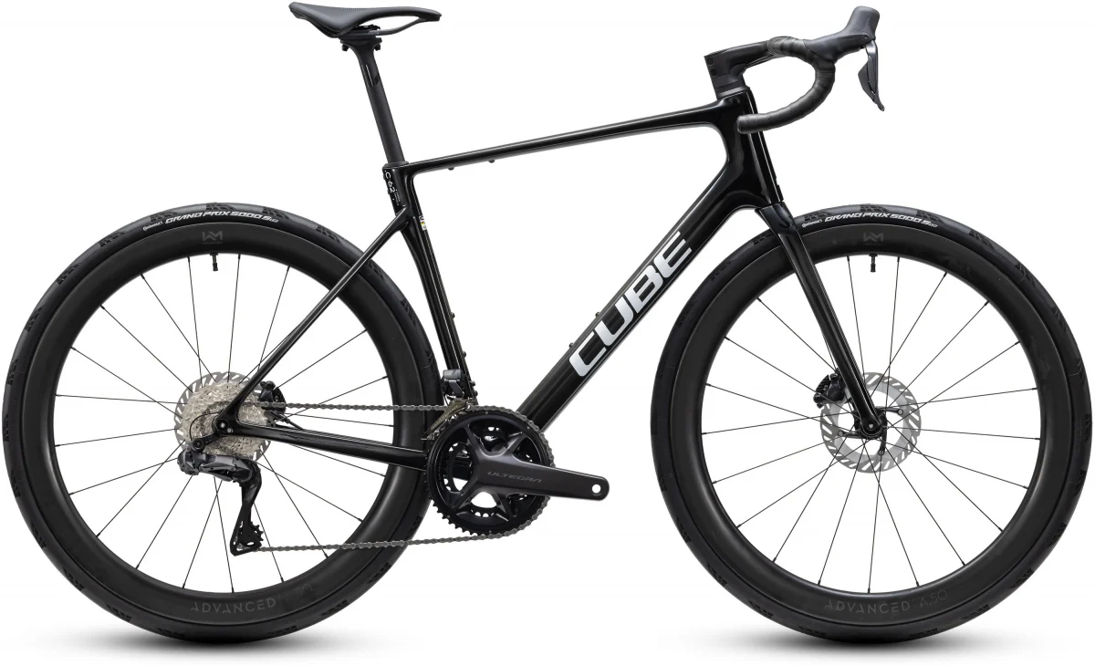 Cube Attain C:62 SLT, Seitenansicht
