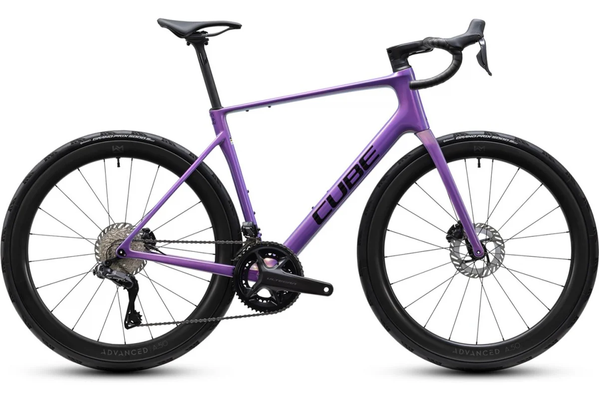 Cube Attain C:62 SLT cosmic 2027 2027, Seitenansicht