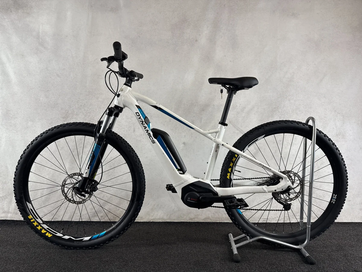 Dynamics Vulcano 400 2023, Seitenansicht