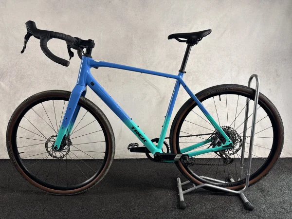 Trek Checkpoint ALR 5 2025