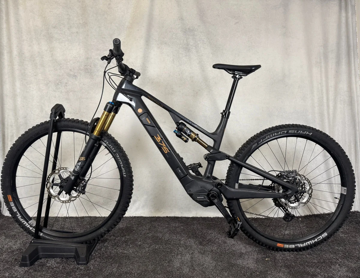 Rotwild R.E375 Pro 2024, Seitenansicht