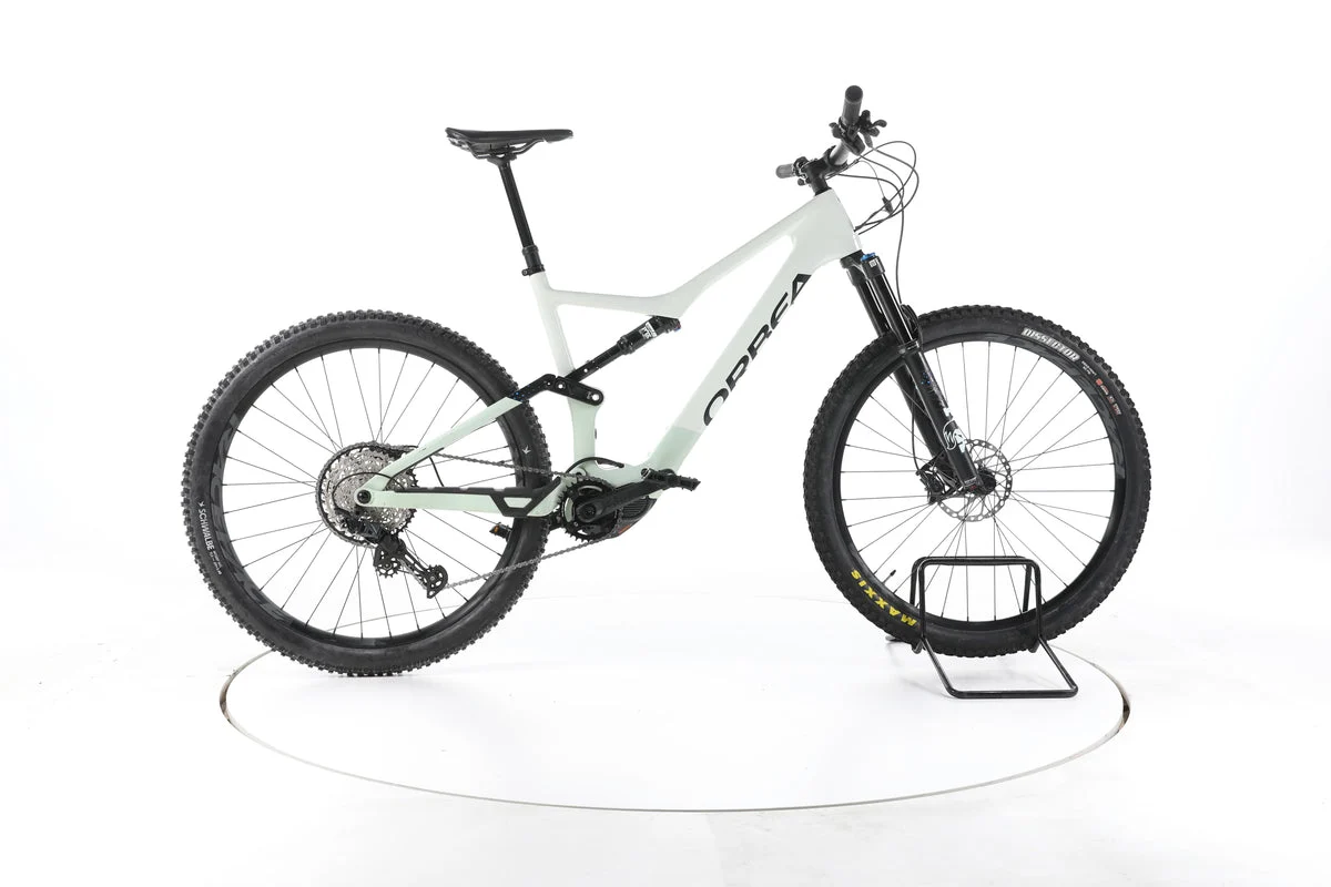 Orbea RISE M20 2021, Seitenansicht