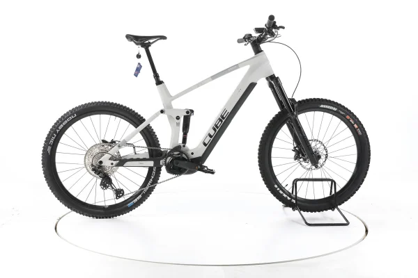 Cube Stereo Hybrid 160 HPC 2023