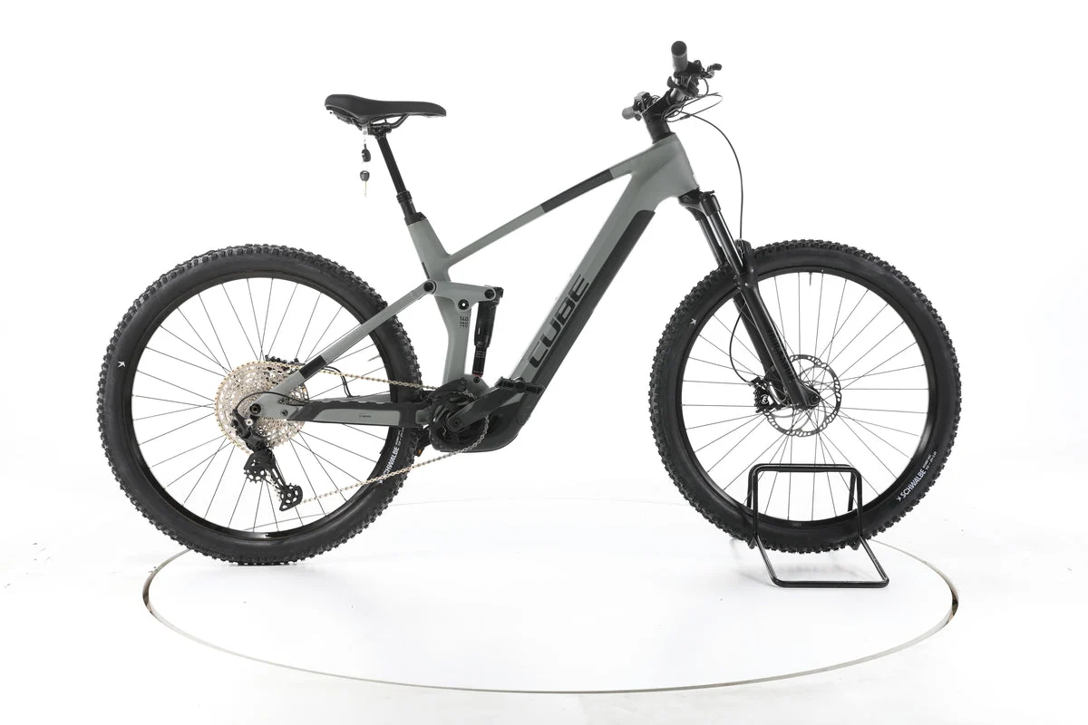 Cube Stereo Hybrid 140 HPC Pro 2023, Seitenansicht