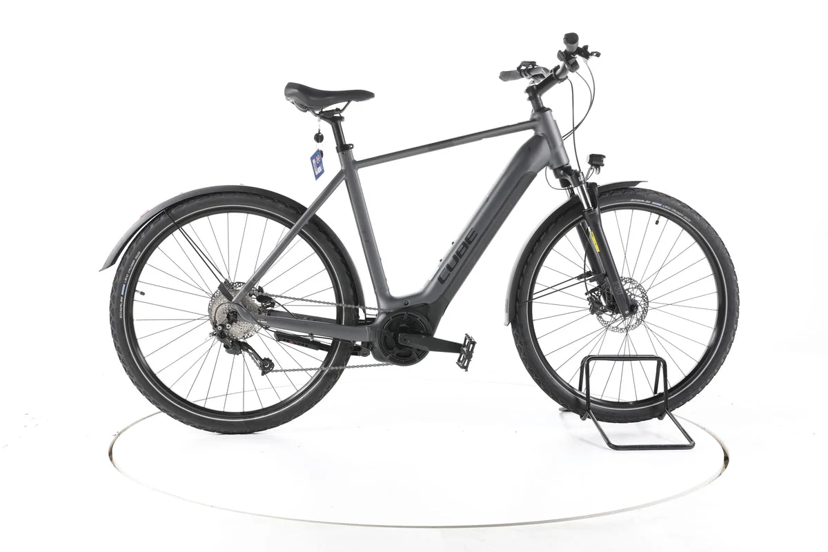 Cube Nuride Hybrid Performance 2023, Seitenansicht
