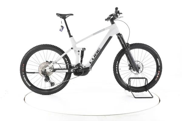Cube Stereo Hybrid 160 HPC 2023