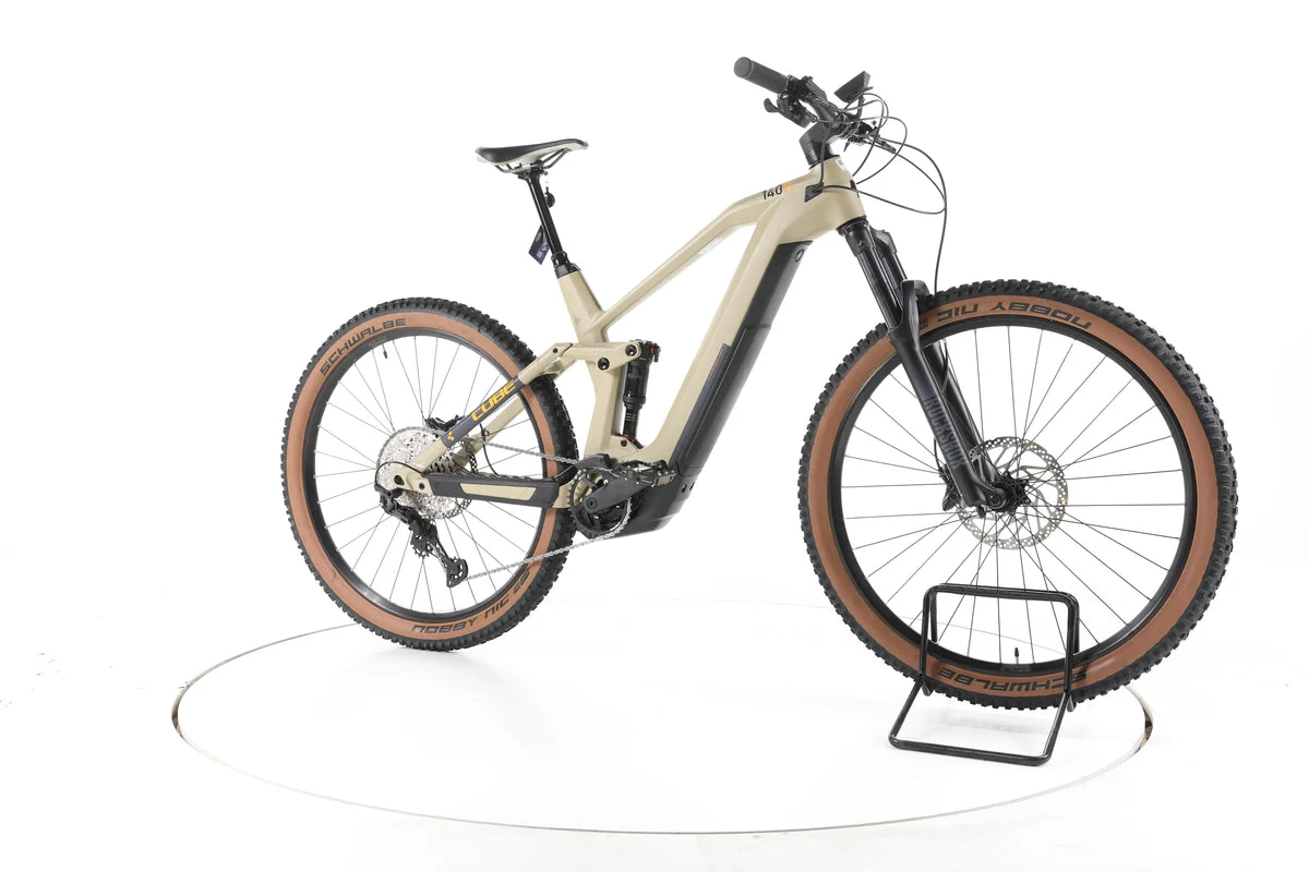 Cube Stereo Hybrid 140 HPC Race 625 2022, Bild 2