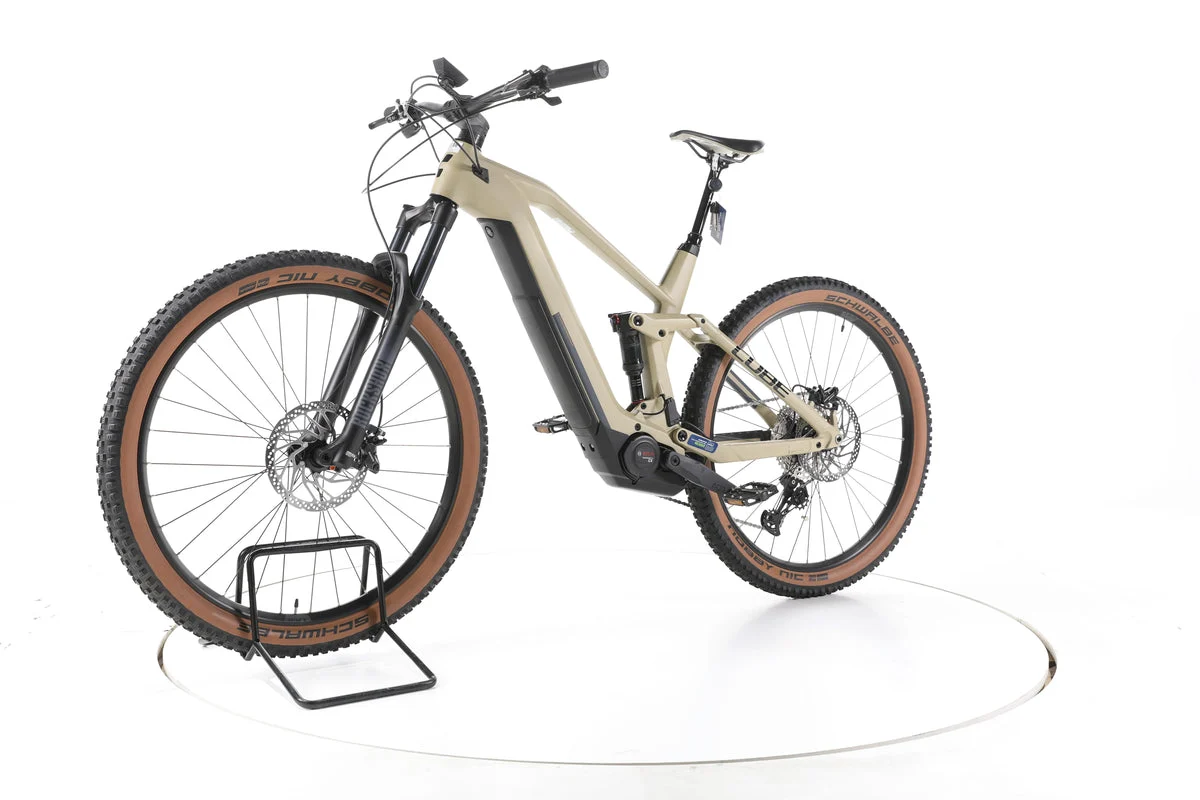 Cube Stereo Hybrid 140 HPC Race 625 2022, Bild 6
