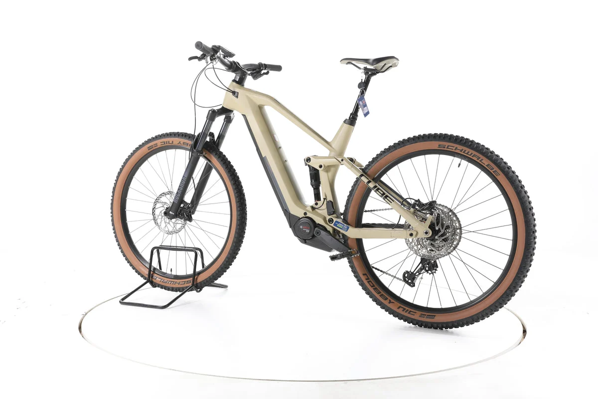 Cube Stereo Hybrid 140 HPC Race 625 2022, Bild 8