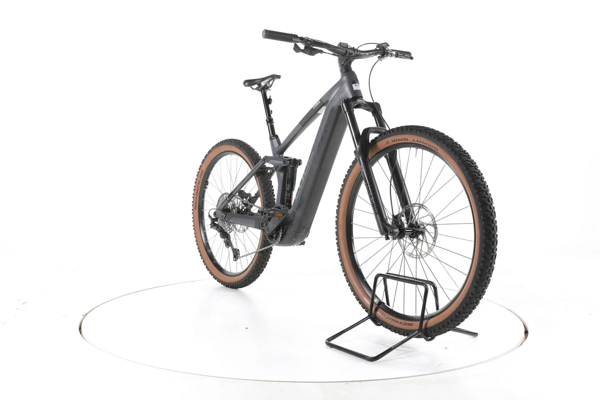 Cube Stereo Hybrid 140 HPC Race 750 2023, Bild 3