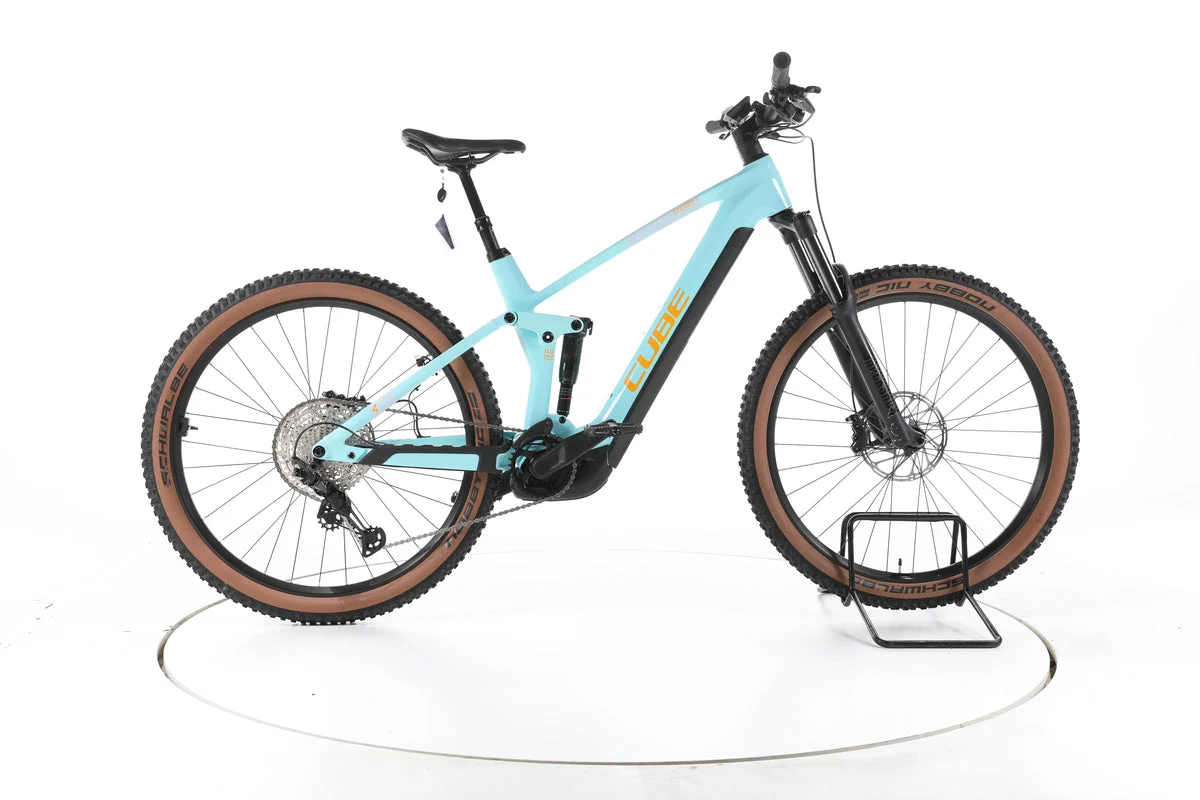 Cube Stereo Hybrid 140 HPC Race 750 2024, Seitenansicht