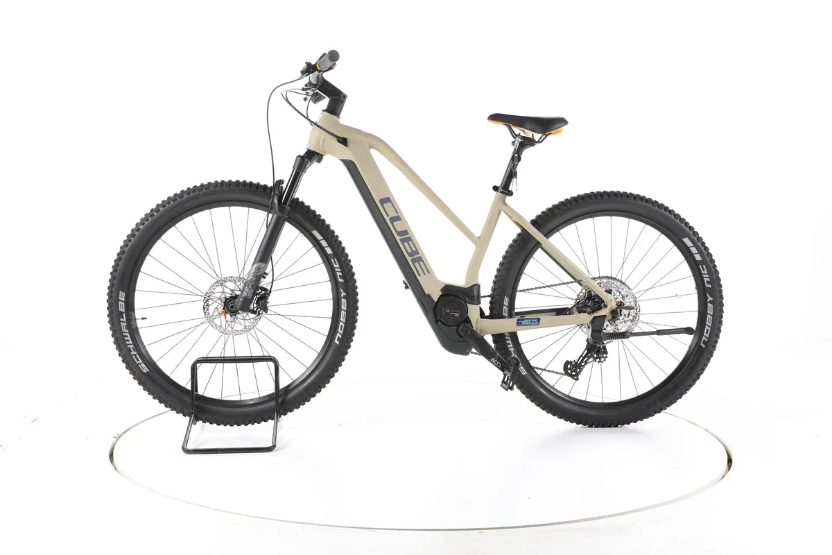 Cube Reaction Hybrid Pro 2022, Bild 7