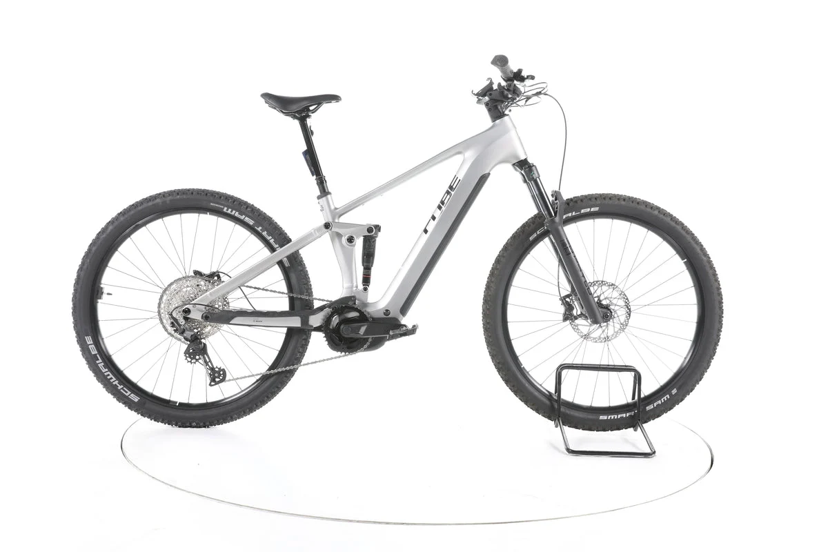 Cube Stereo Hybrid ONE22 Race 2025, Seitenansicht