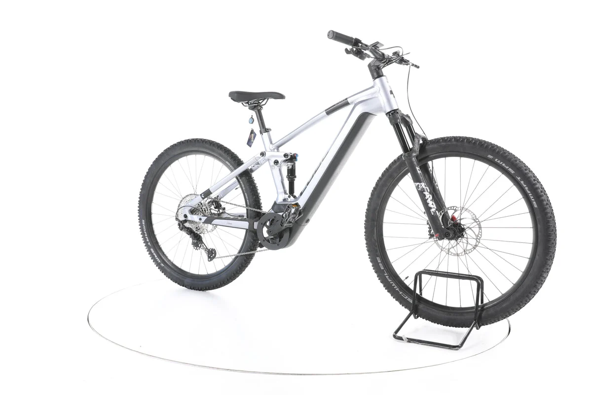 Cube Stereo Hybrid 120 RACE 2023, Bild 2