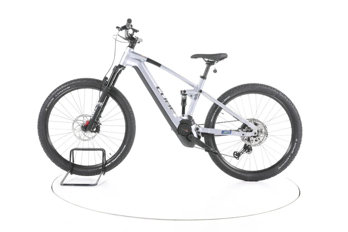 Cube Stereo Hybrid 120 RACE 2023, Bild 7