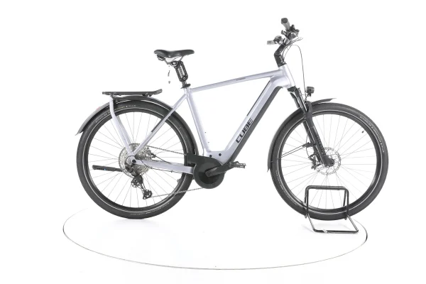 Cube Kathmandu Hybrid 2023
