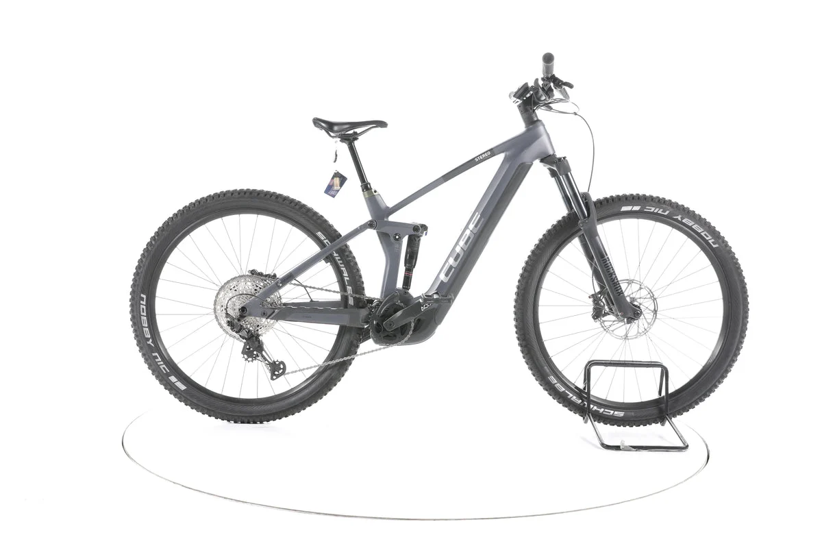 Cube Stereo Hybrid 140 HPC Race 2023, Seitenansicht