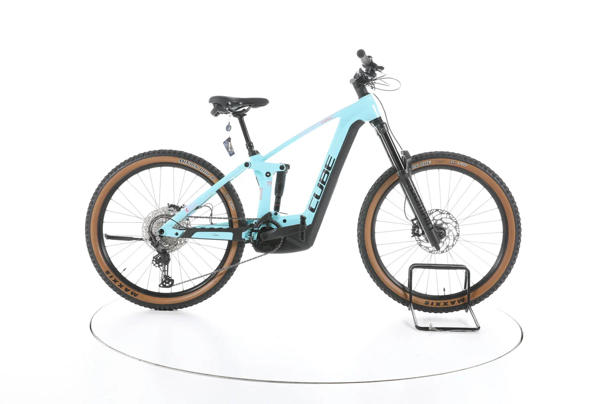 Cube Stereo Hybrid 160 HPC Race 750 2023, Seitenansicht