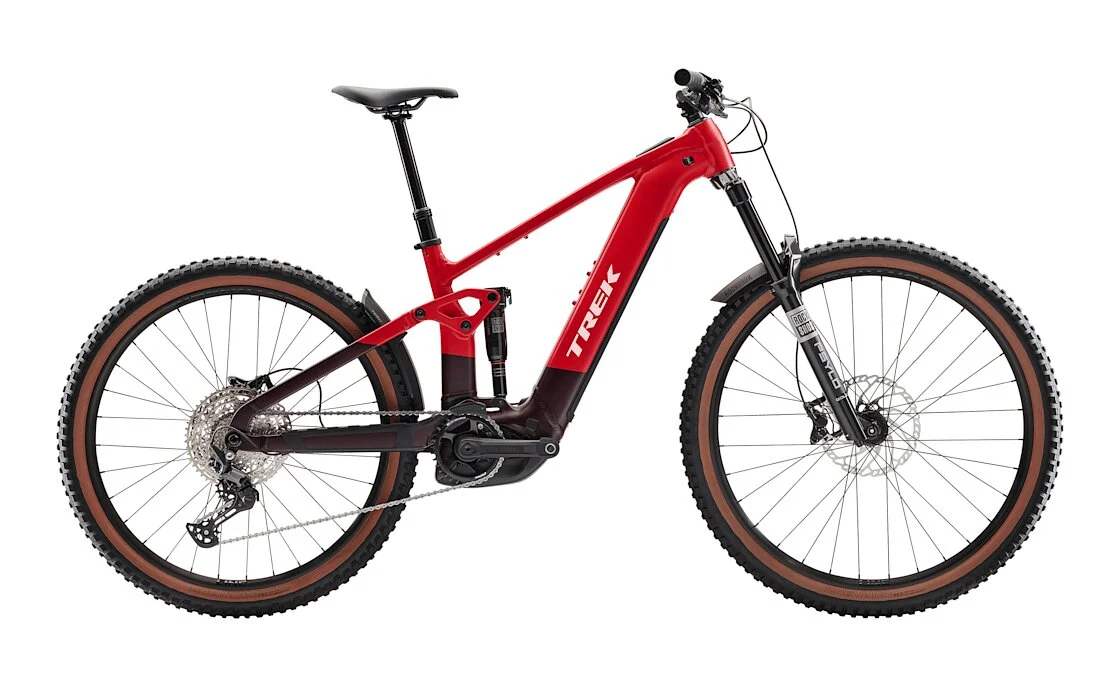 Trek Rail+ 5 Gen 5 800 Wh Fully, Seitenansicht