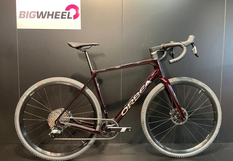 Orbea Terra M41e Team 1x 2024, Seitenansicht