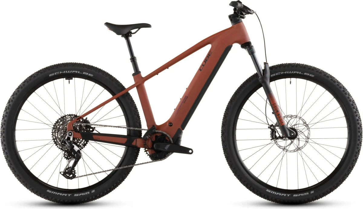 CUBE Reaction Hybrid Race 800 2026 Amber'n'Black, Seitenansicht