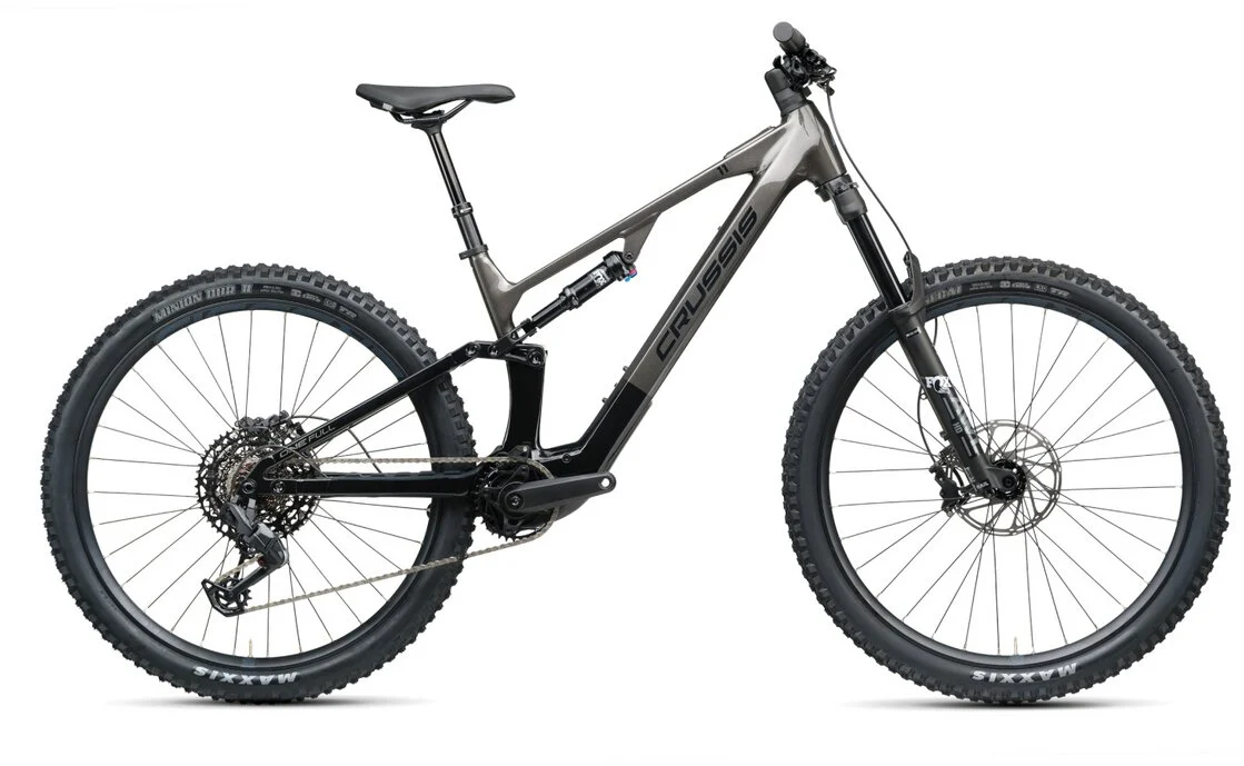 Crussis ONE-Full 11.11 800 Wh Fully, Seitenansicht