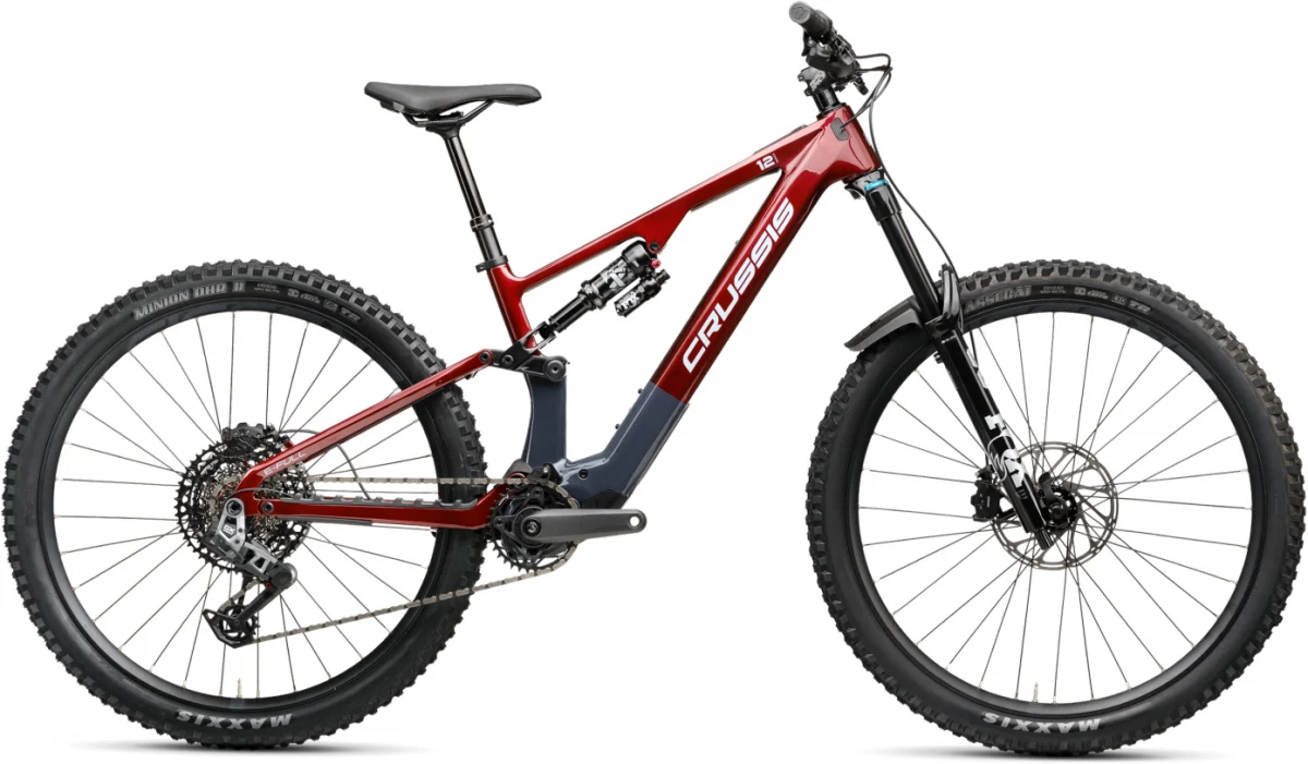 Crussis e-Full 12.11 800 Wh Fully, Seitenansicht