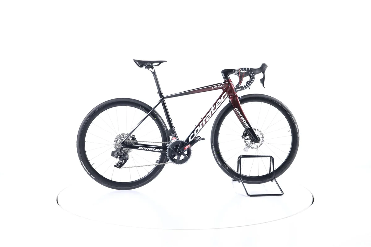 Corratec CCT Evo Factory Team 2022, Seitenansicht