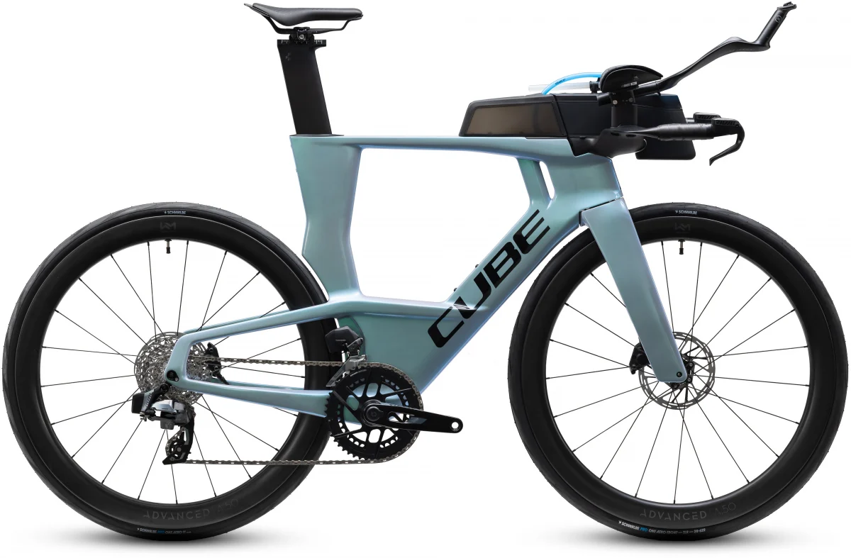 Cube Aerium C:68X Pro 2027, Seitenansicht