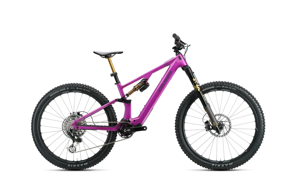 Crussis e-Full 12.11-PRO X 800 2026, Seitenansicht