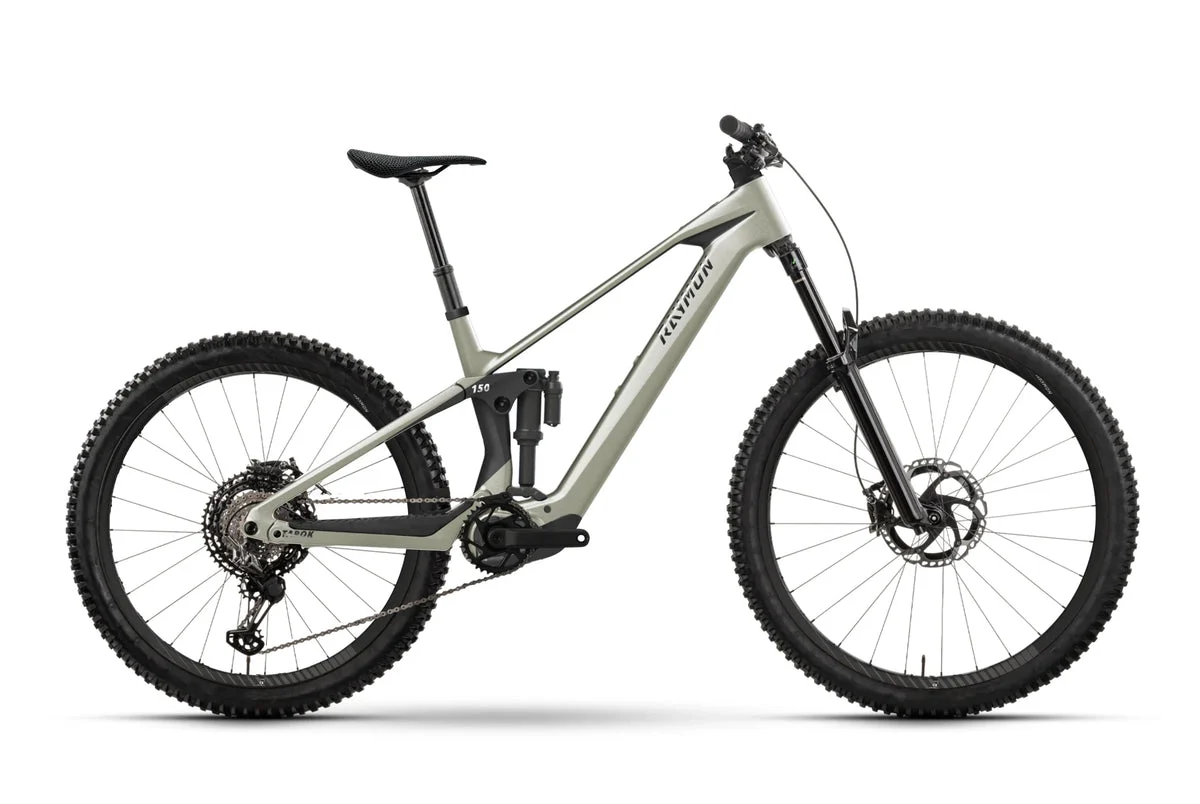 Raymon Tarok Pro 2027, Seitenansicht
