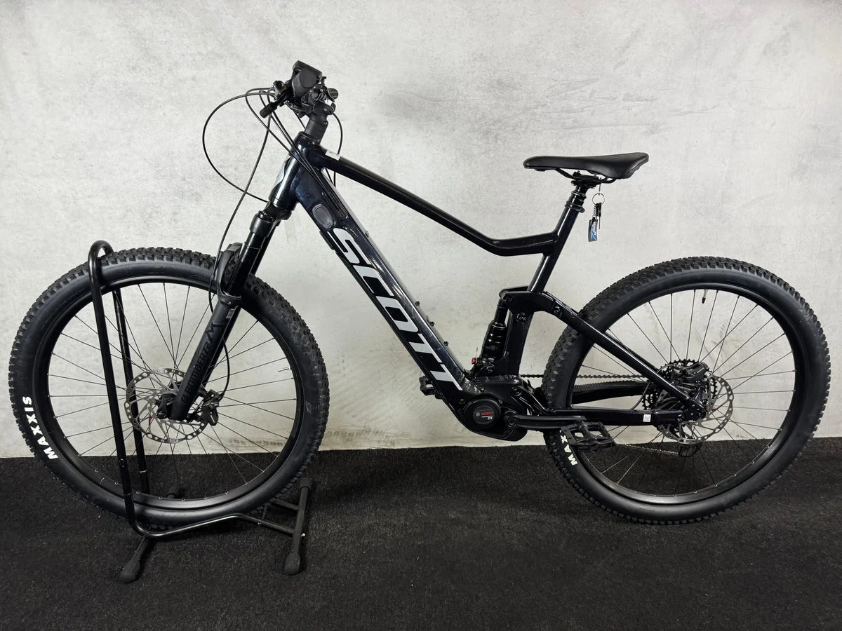 Scott Strike eRide 940 2025, Seitenansicht