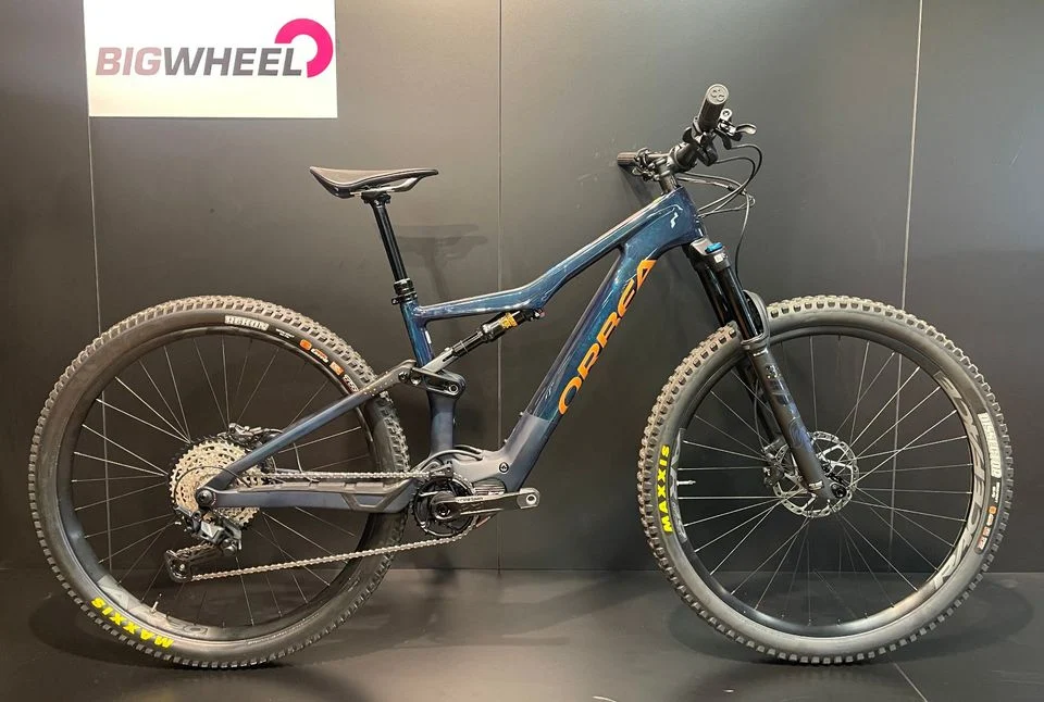 Orbea Rise M20 2022, Seitenansicht