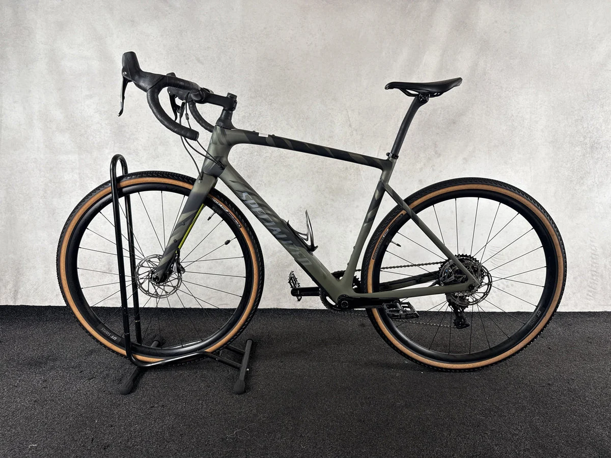 Specialized Diverge Comp Carbon 2025, Seitenansicht