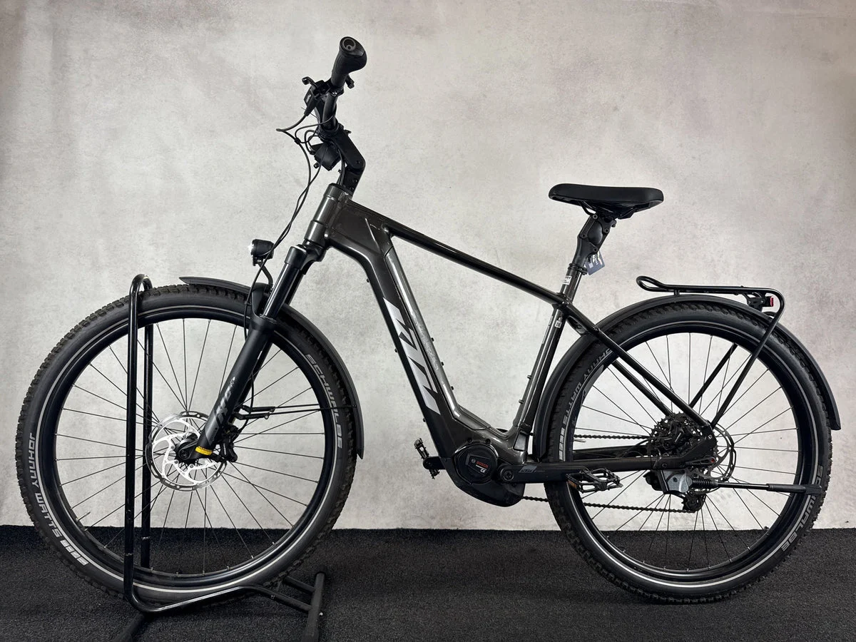 KTM Macina Team LFC 2024, Seitenansicht
