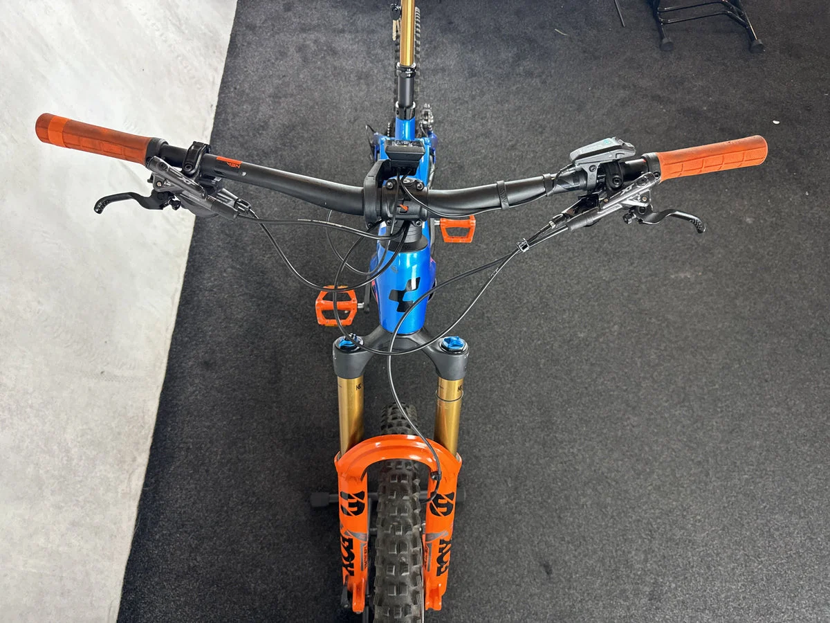 Cube Stereo Hybrid 160 HPC Actionteam 2023, Bild 5