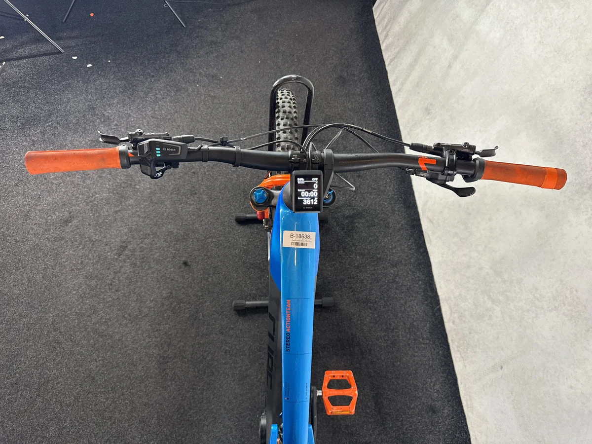 Cube Stereo Hybrid 160 HPC Actionteam 2023, Bild 3