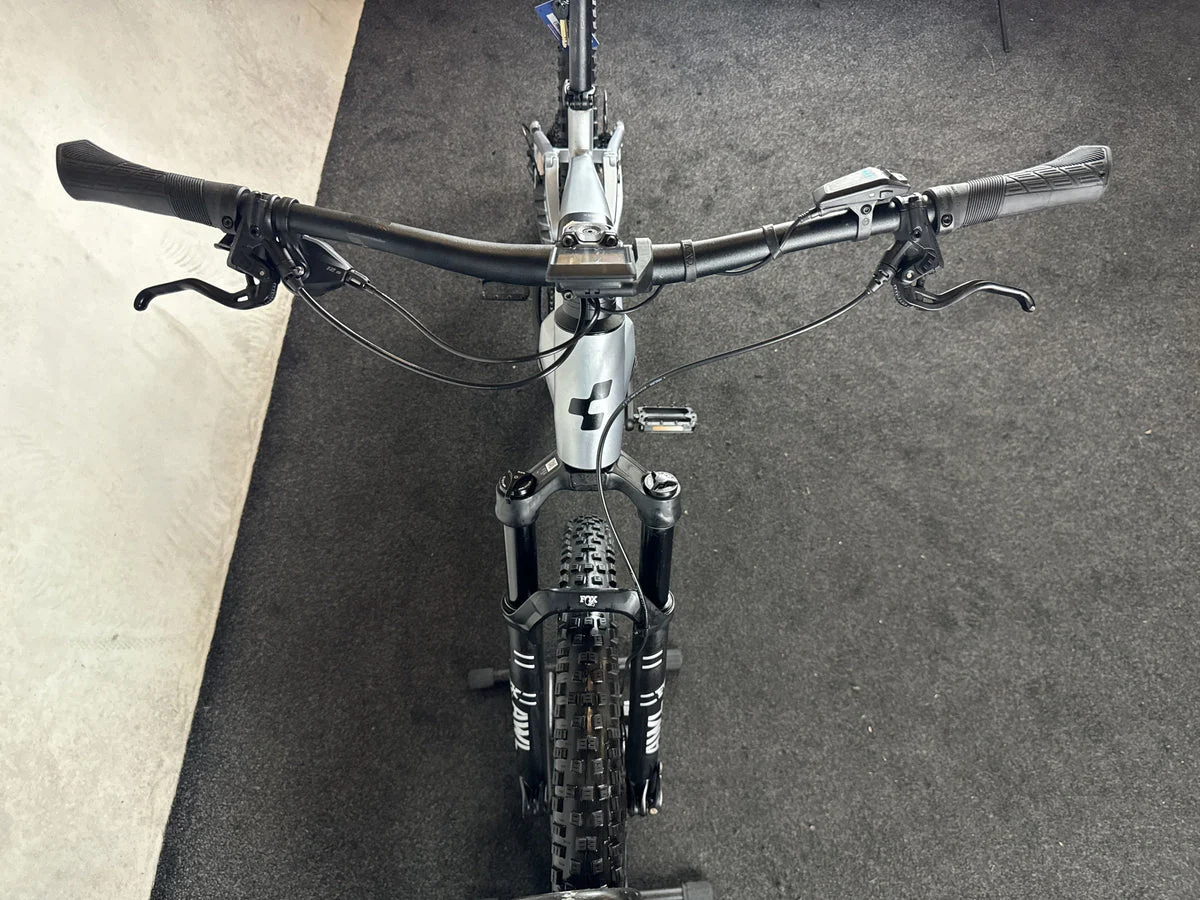 Cube Stereo Hybrid 120 Race 750 2023, Bild 5