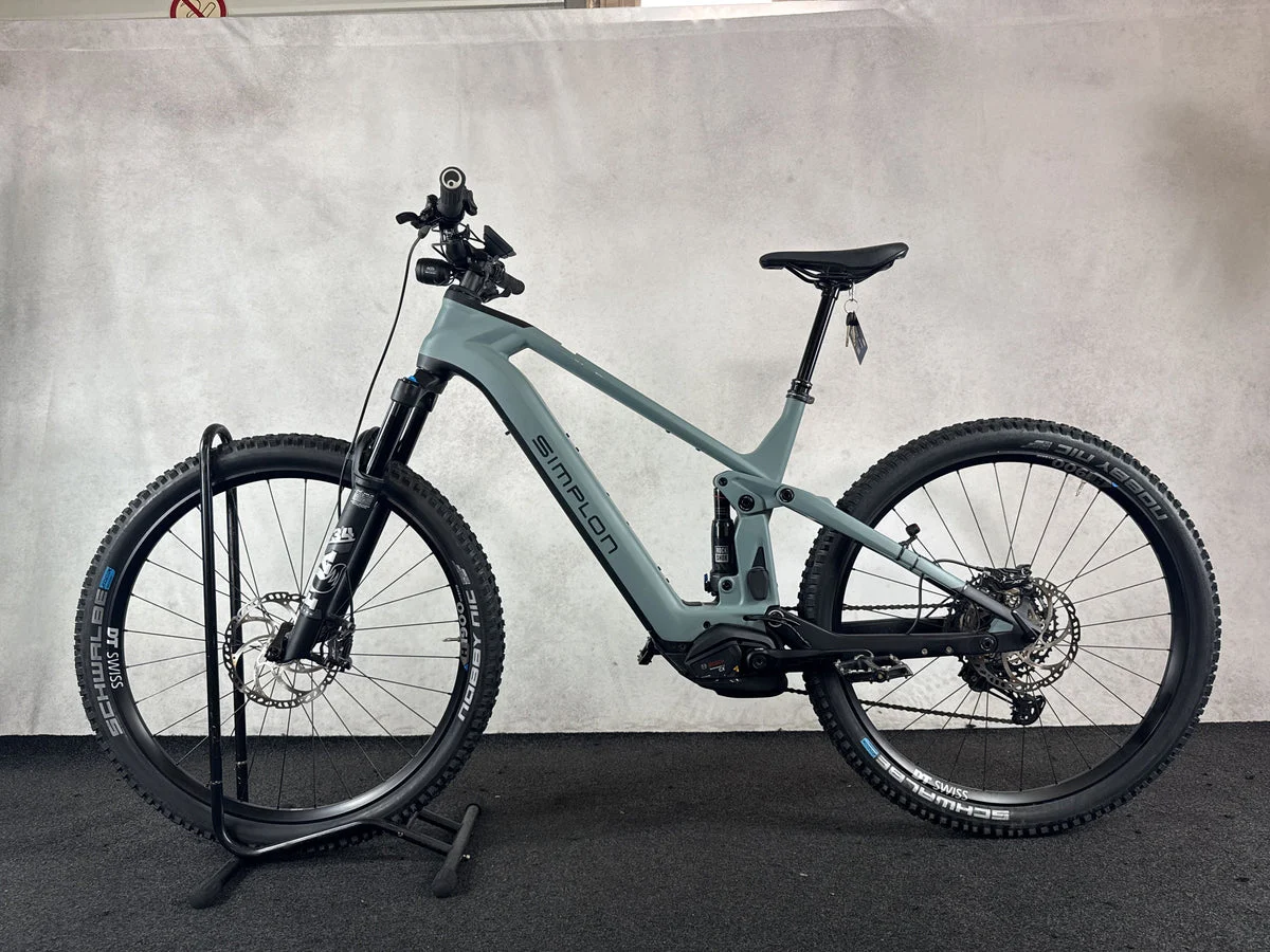 Simplon Stomp Pmax XT 2024, Seitenansicht