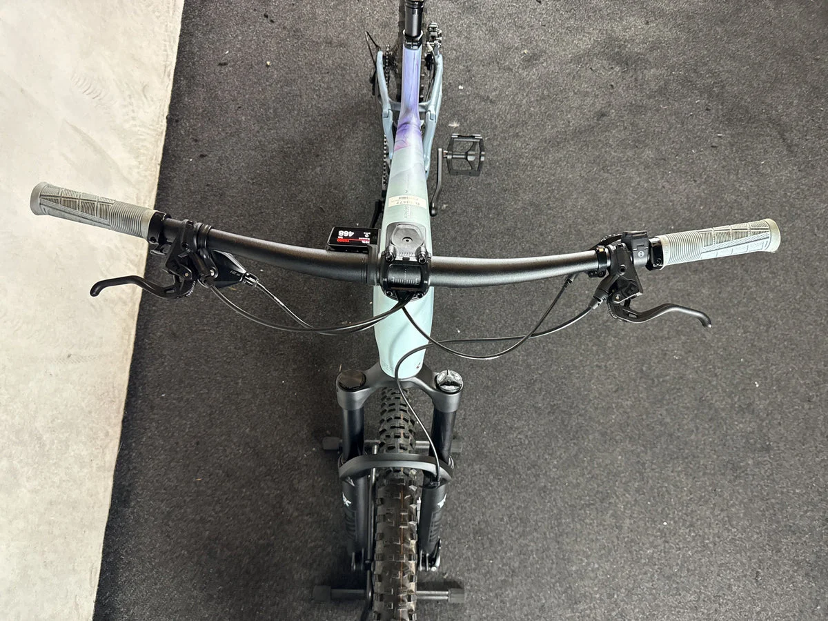 Cube Stereo Hybrid One44 HPC Race 800 2025, Bild 5