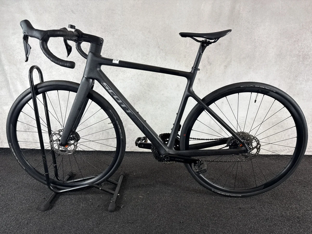 Scott Addict 40 2025, Seitenansicht